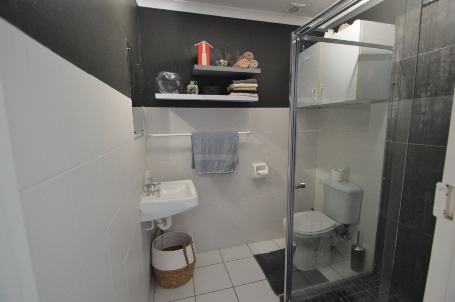 To Let 3 Bedroom Property for Rent in Seaside Longships Western Cape